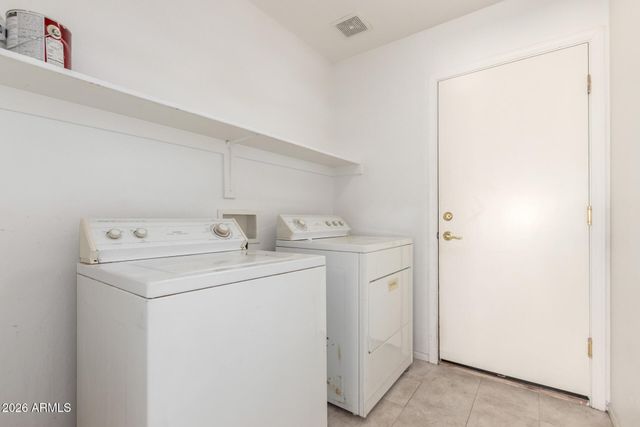 8020 W PAYSON Road W, Phoenix, AZ 85043