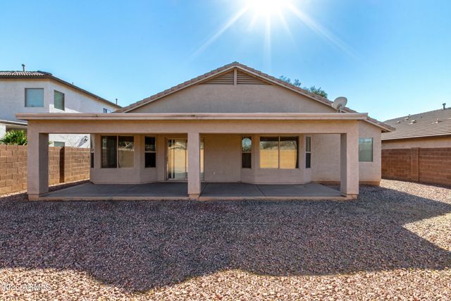 8020 W PAYSON Road W, Phoenix, AZ 85043
