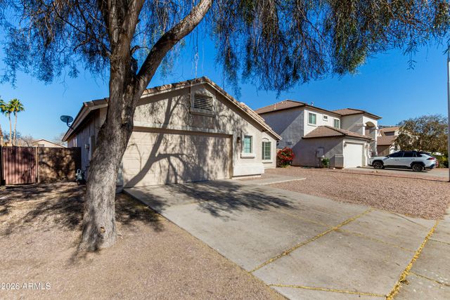 8020 W PAYSON Road W, Phoenix, AZ 85043