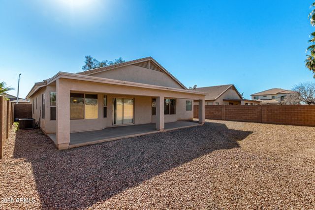 8020 W PAYSON Road W, Phoenix, AZ 85043