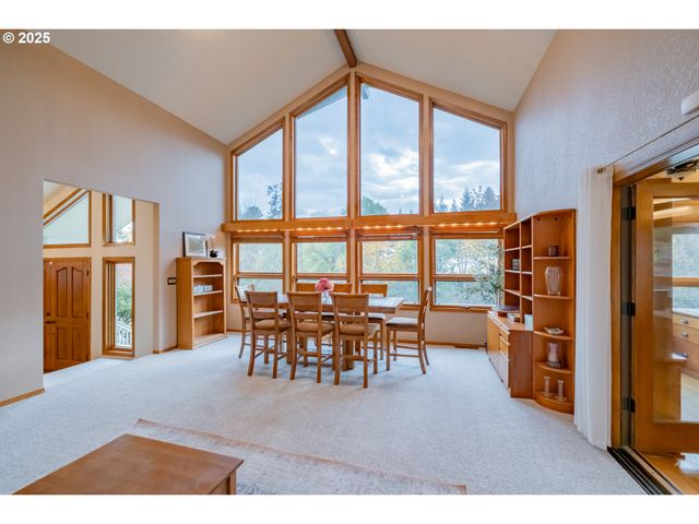 391 MCNARY HEIGHTS Dr N, Keizer, OR 97303