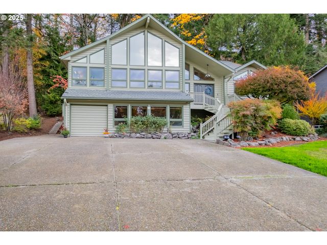 391 MCNARY HEIGHTS Dr N, Keizer, OR 97303