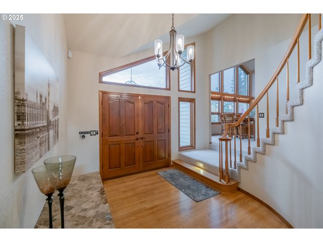 391 MCNARY HEIGHTS Dr N, Keizer, OR 97303