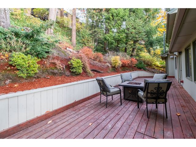 391 MCNARY HEIGHTS Dr N, Keizer, OR 97303