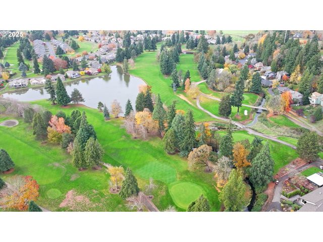 391 MCNARY HEIGHTS Dr N, Keizer, OR 97303