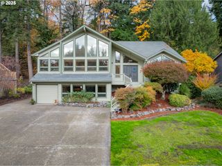 391 MCNARY HEIGHTS Dr N, Keizer, OR 97303
