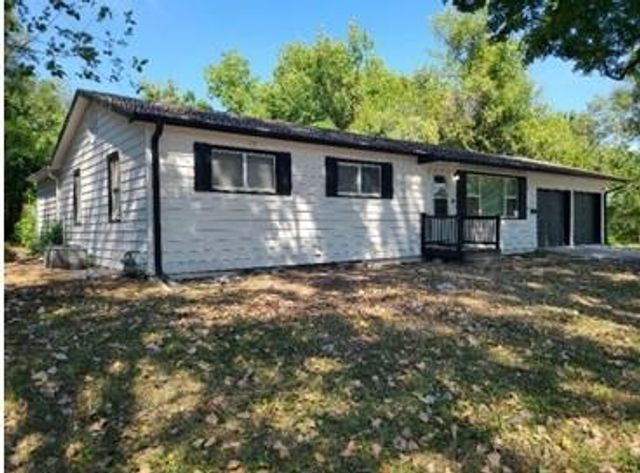 8624 E 83rd Street, Raytown, MO 64138