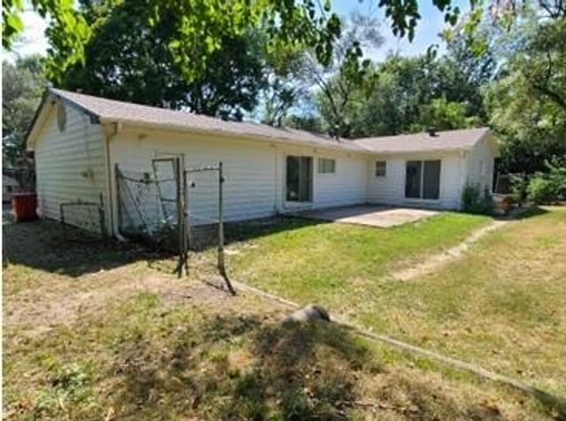 8624 E 83rd Street, Raytown, MO 64138