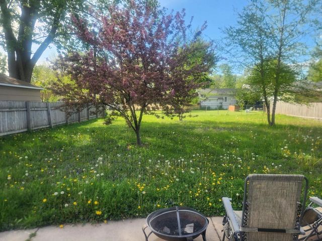 1408 BISMARCK STREET, Allouez, WI 54301