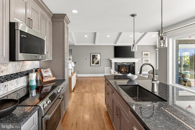5801 RIVER DR, Lorton, VA 22079