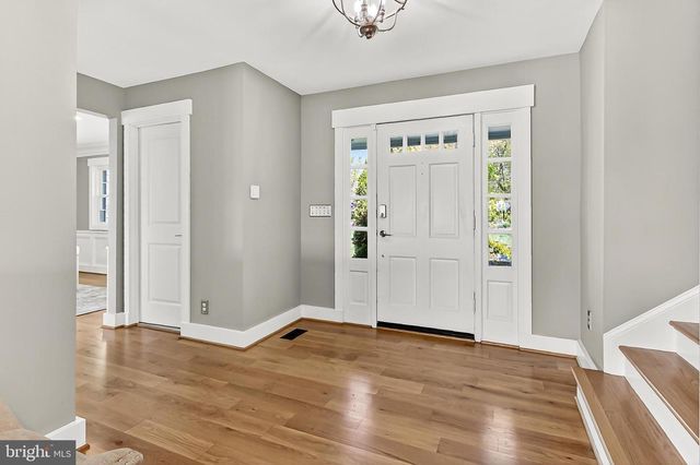 5801 RIVER DR, Lorton, VA 22079