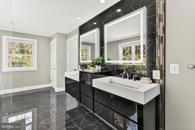 5801 RIVER DR, Lorton, VA 22079