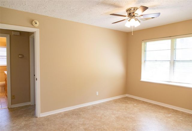 4013 Woodfin Street, Houston, TX 77025