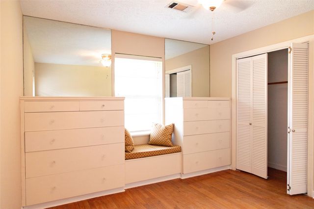 4013 Woodfin Street, Houston, TX 77025