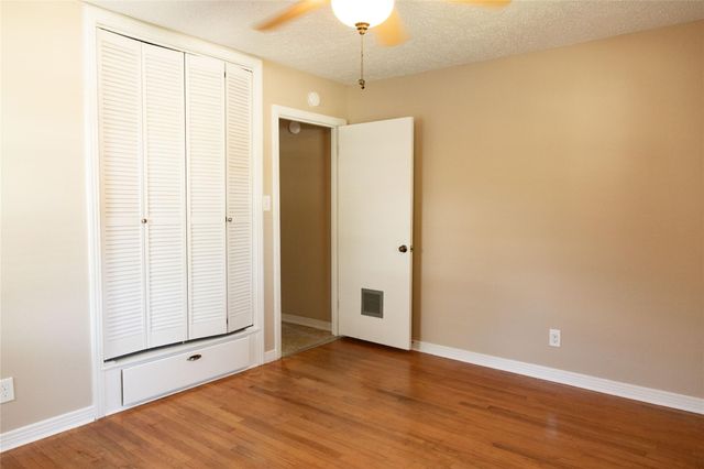 4013 Woodfin Street, Houston, TX 77025