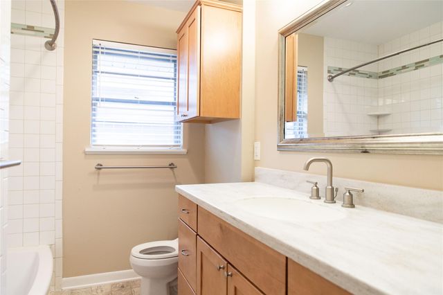 4013 Woodfin Street, Houston, TX 77025