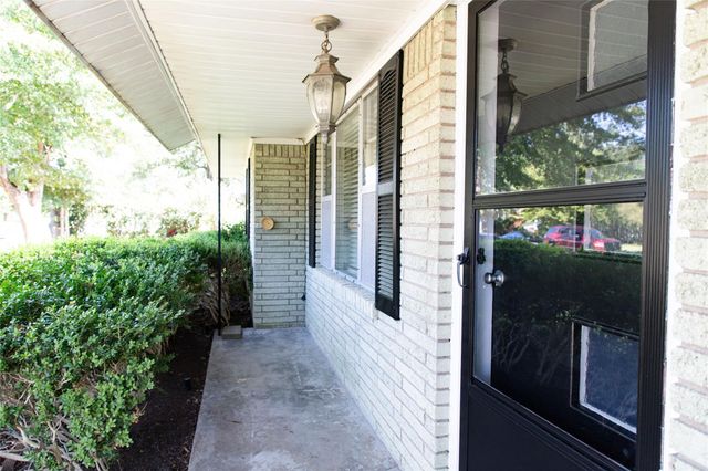 4013 Woodfin Street, Houston, TX 77025
