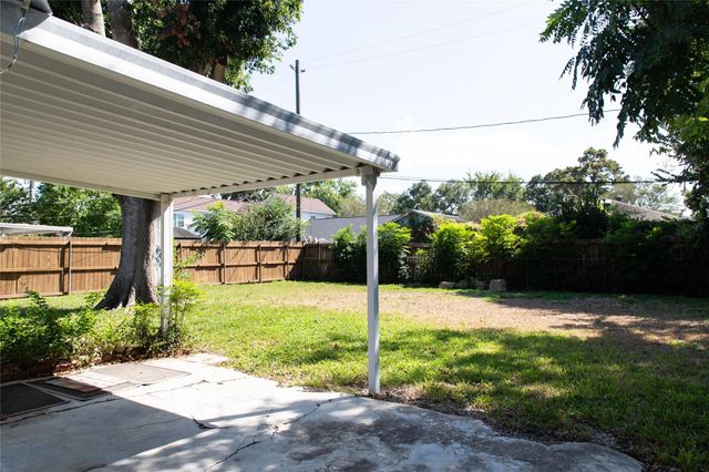 4013 Woodfin Street, Houston, TX 77025