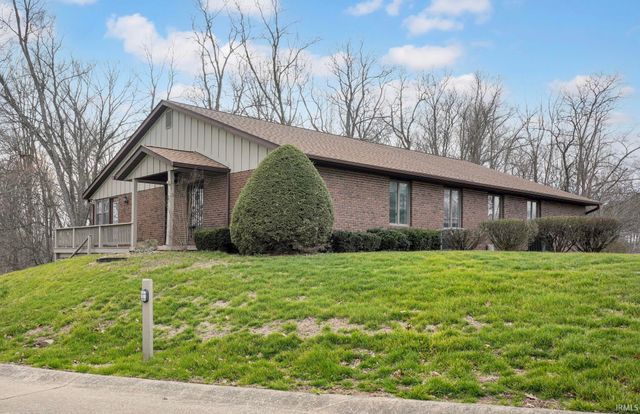 500 Greentree Dr Unit 11, Bedford, IN 47421