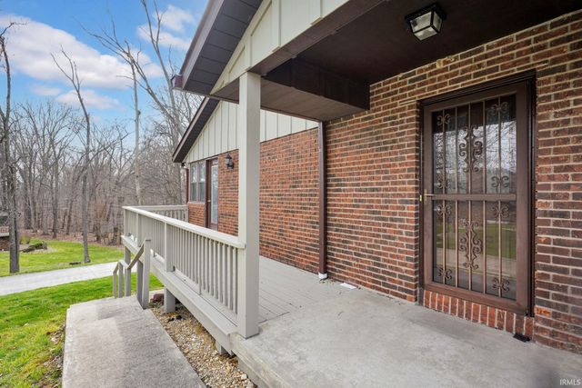 500 Greentree Dr Unit 11, Bedford, IN 47421