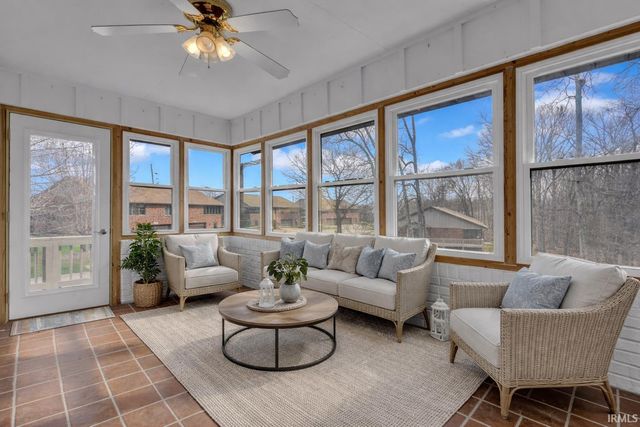 500 Greentree Dr Unit 11, Bedford, IN 47421