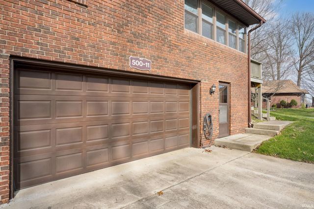 500 Greentree Dr Unit 11, Bedford, IN 47421