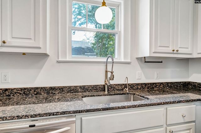 933 Michaelmas Avenue, Cayce, SC 29033