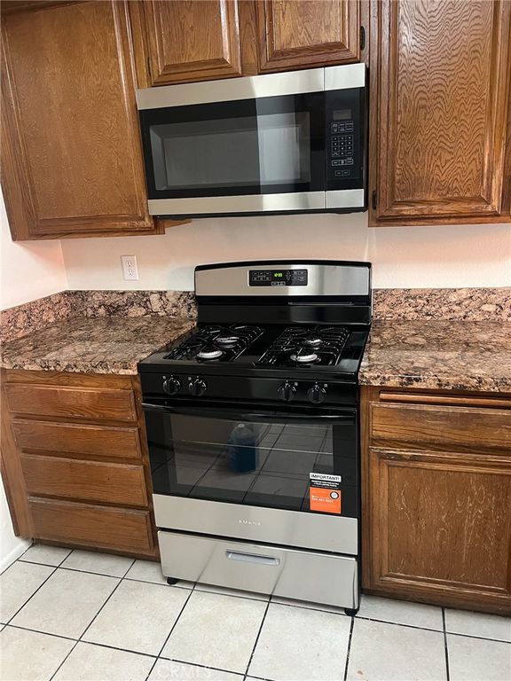 6100 Arbutus Avenue 2, Huntington Park, CA 90255 — photo 4