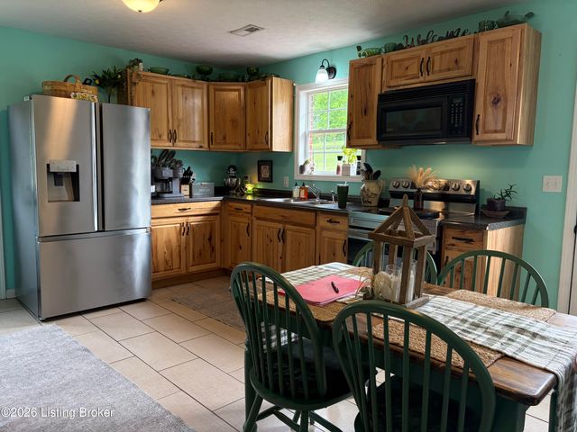 107 Watts Ct, Bardstown, KY 40004