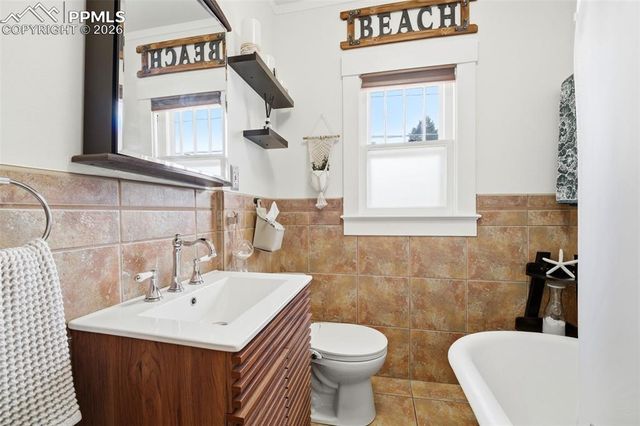 1013 E Willamette Avenue, Colorado Springs, CO 80903