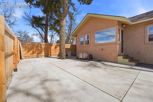 1013 E Willamette Avenue, Colorado Springs, CO 80903