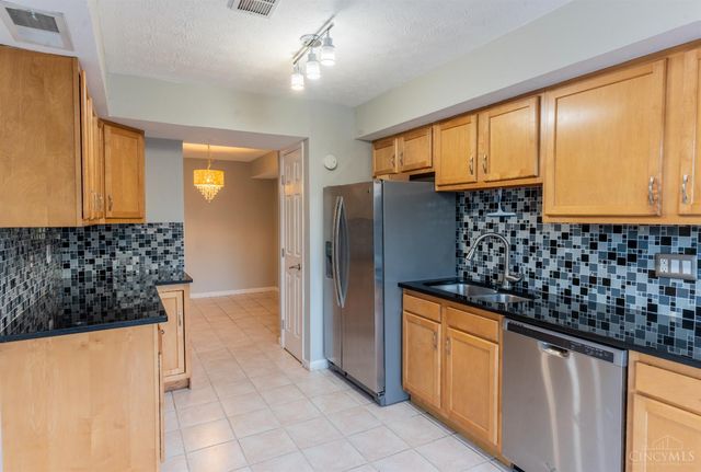 206 Sherwood Green Court, Mason, OH 45040
