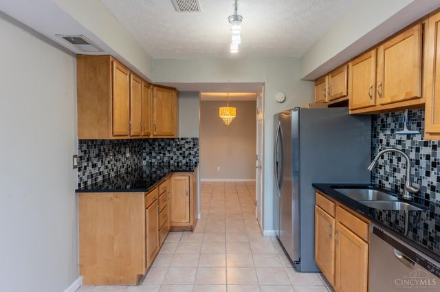 206 Sherwood Green Court, Mason, OH 45040