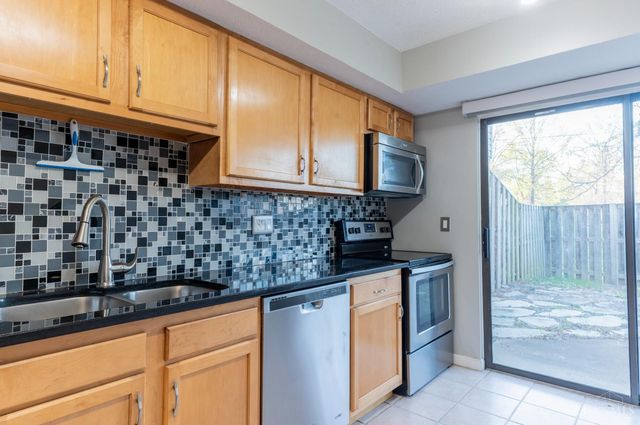 206 Sherwood Green Court, Mason, OH 45040