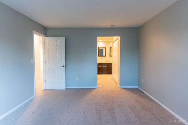 206 Sherwood Green Court, Mason, OH 45040