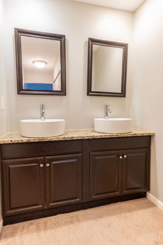 206 Sherwood Green Court, Mason, OH 45040