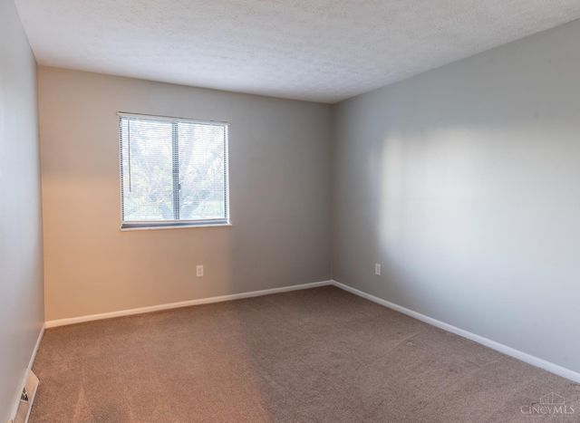 206 Sherwood Green Court, Mason, OH 45040