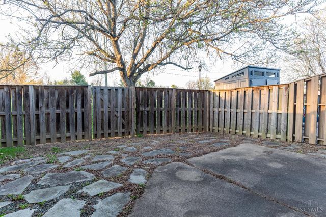 206 Sherwood Green Court, Mason, OH 45040