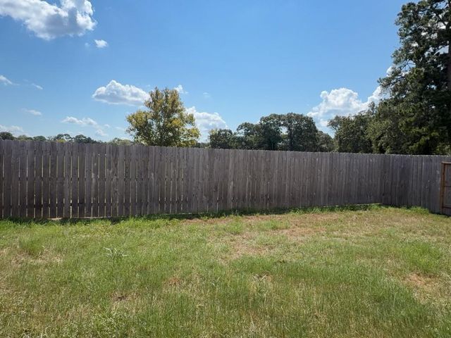 9392 Hard Rock Road, Conroe, TX 77303