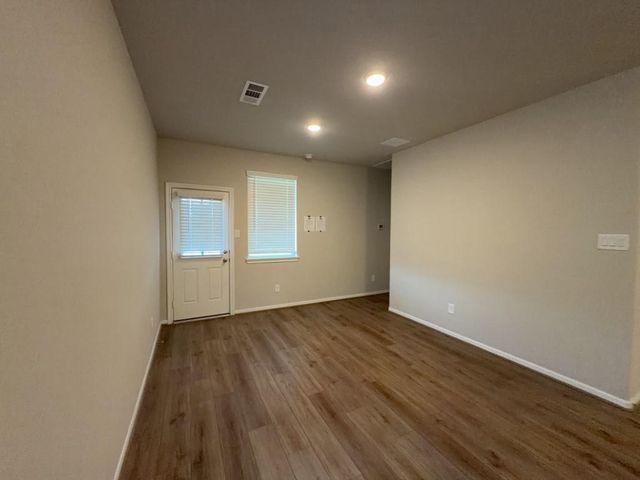 9392 Hard Rock Road, Conroe, TX 77303