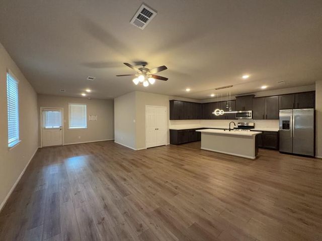 9392 Hard Rock Road, Conroe, TX 77303