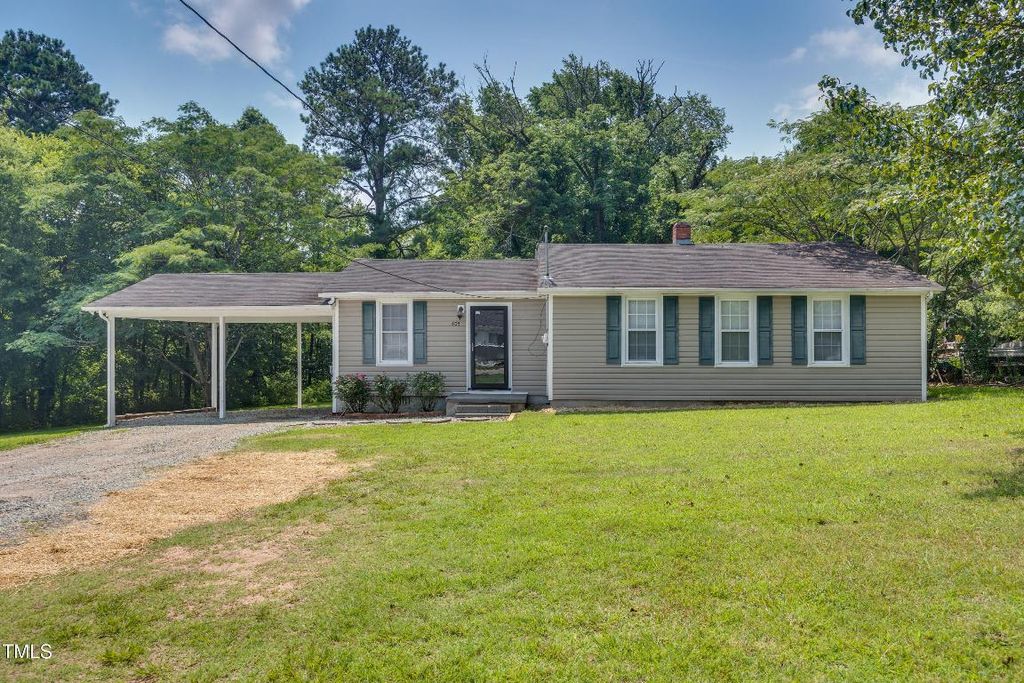 405 S Mineral Springs Road, Durham, NC 27703