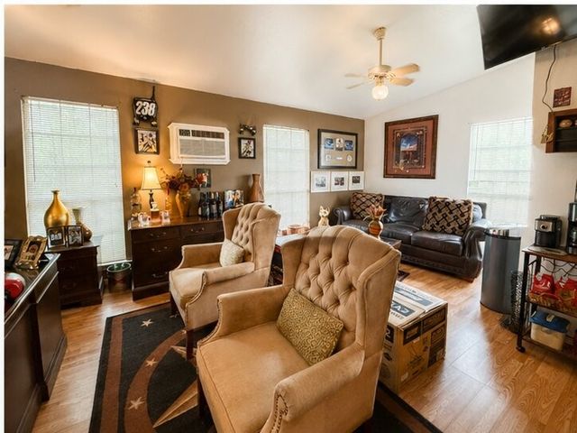 163 Arapaho, Quitman, TX 75783