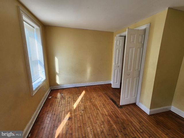 1310 W PRATT ST, Baltimore, MD 21223