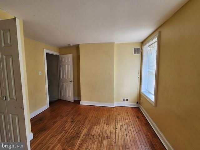 1310 W PRATT ST, Baltimore, MD 21223