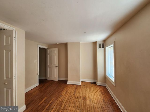 1310 W PRATT ST, Baltimore, MD 21223