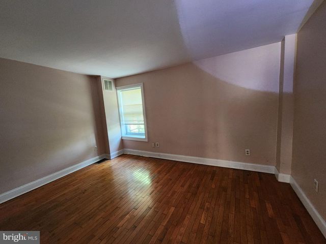 1310 W PRATT ST, Baltimore, MD 21223