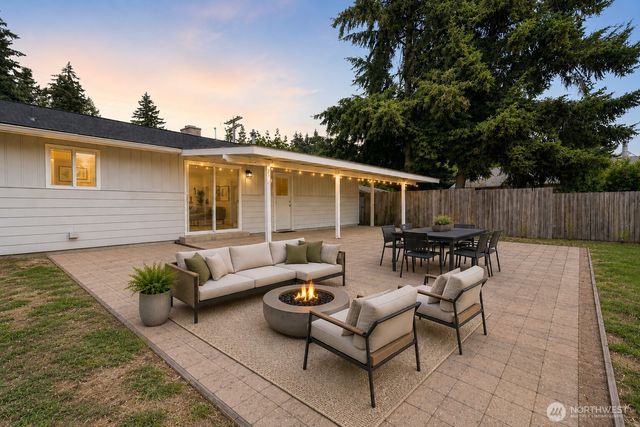 8315 9th Way SE, Olympia, WA 98513