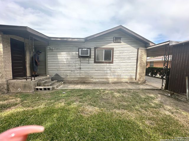 370 Sterling, San Antonio, TX 78220