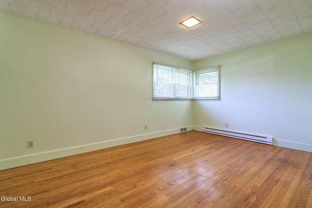 1561 Belmont Avenue, Schenectady, NY 12309